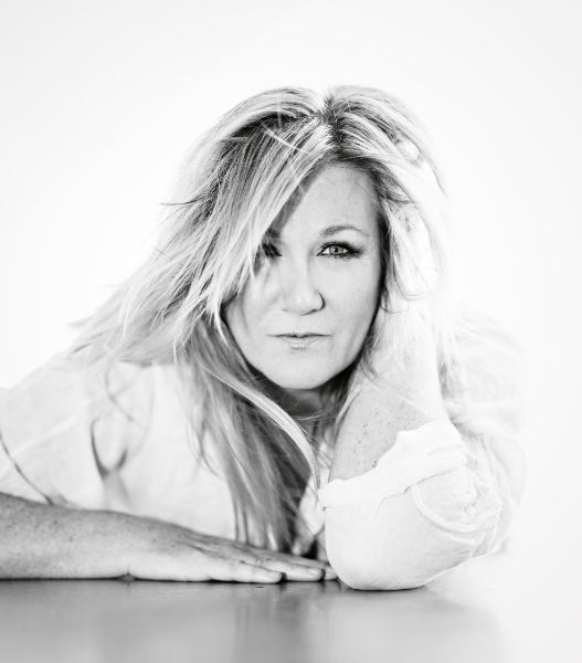 A photo of Tara Shannon.